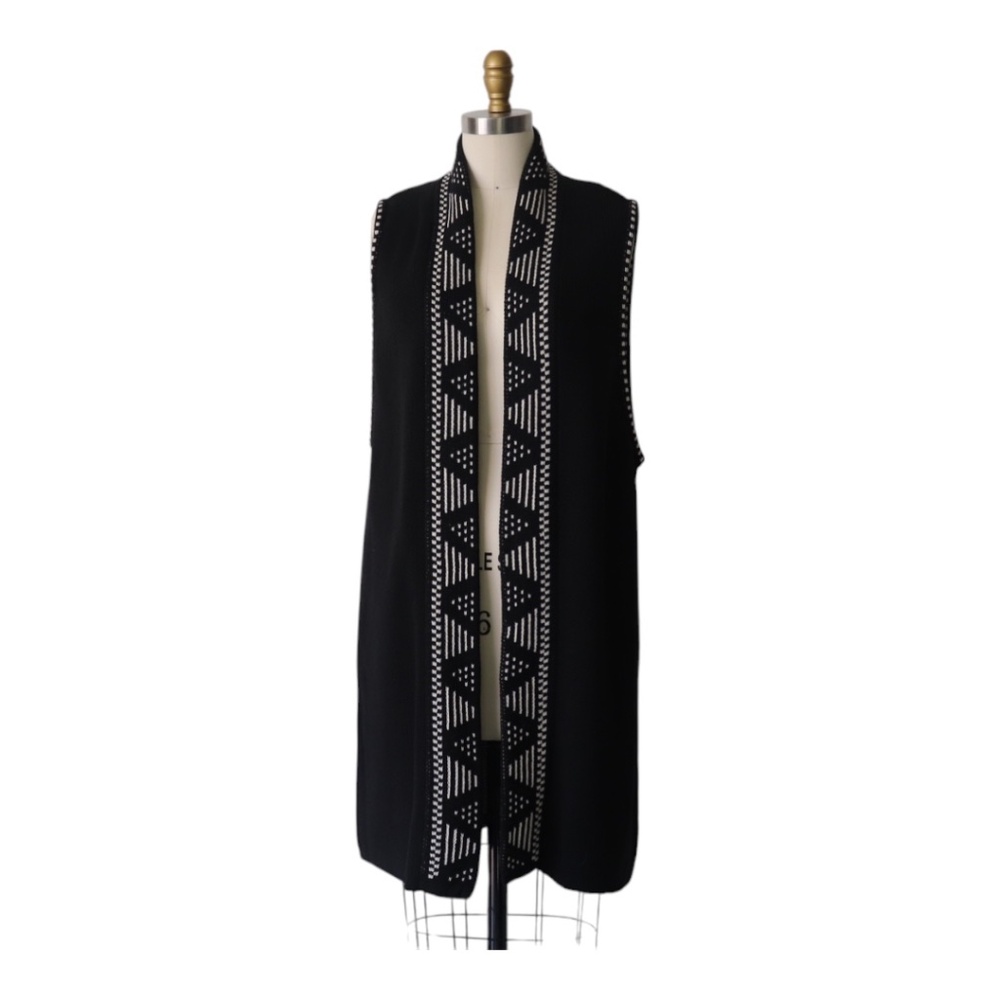 Chris Triola Black and White Handmade Cotton Sleeveless Sweater Vest